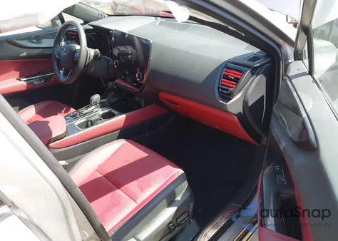 2024 Lexus Nx 350H Premium z USA, uszkodzony, nr VIN 2T2GKCEZ3RC020467